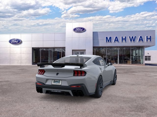 2026 Ford Mustang Dark Horse
