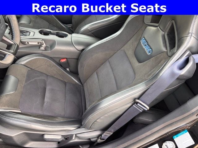 2024 Ford Mustang Dark Horse