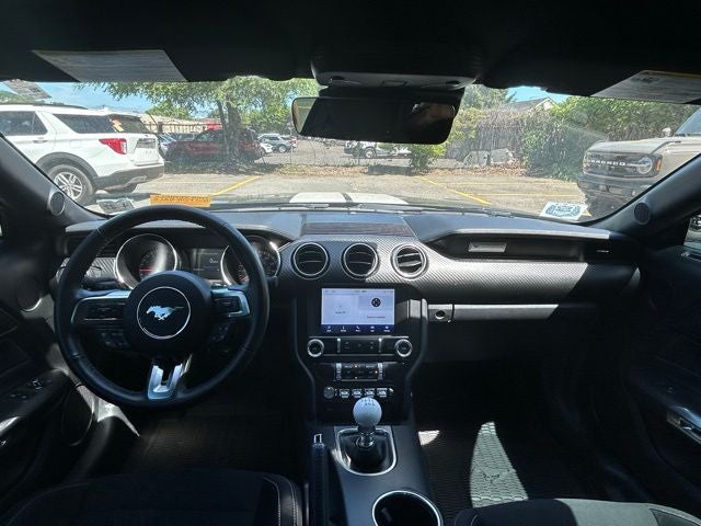 2022 Ford Mustang EcoBoost