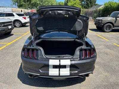 2022 Ford Mustang EcoBoost