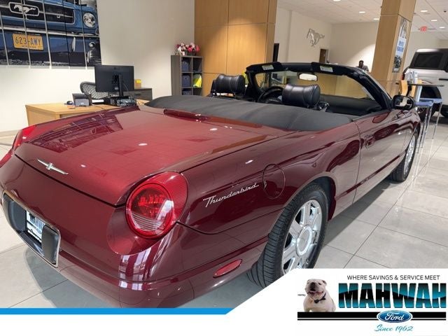 2004 Ford Thunderbird Base