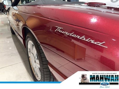 2004 Ford Thunderbird Base