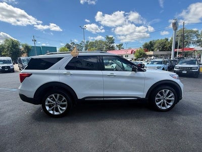 2023 Ford Explorer Platinum