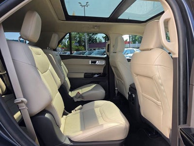 2023 Ford Explorer Platinum