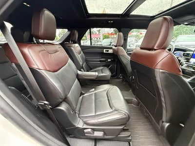 2023 Ford Explorer Platinum