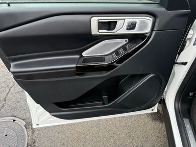 2023 Ford Explorer Platinum