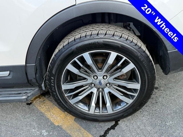 2017 Ford Explorer Platinum