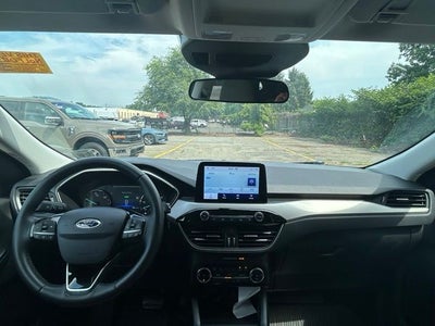 2022 Ford Escape Hybrid SE