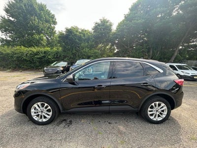 2022 Ford Escape Hybrid SE