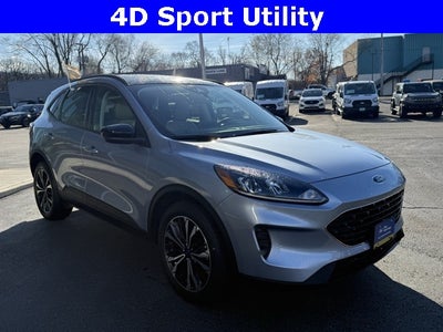 2022 Ford Escape SE