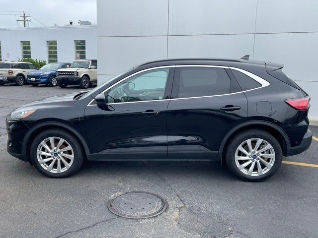 2022 Ford Escape Titanium