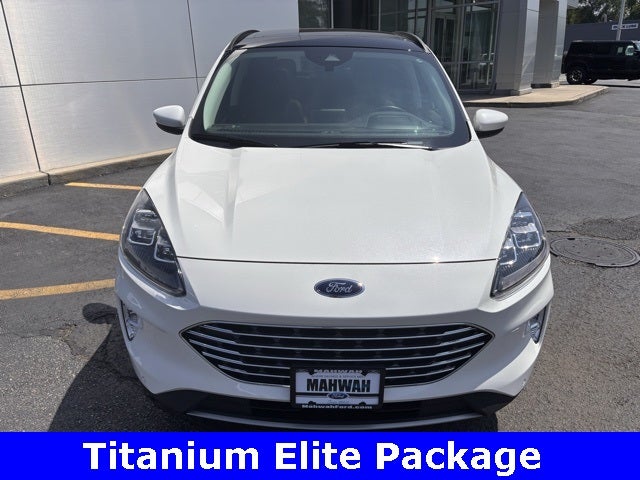 2022 Ford Escape Titanium