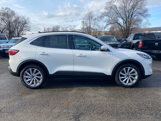 2021 Ford Escape Titanium