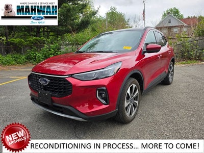 2023 Ford Escape Platinum