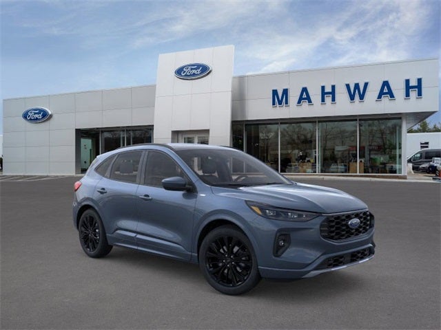 2026 Ford Escape Hybrid ST-Line Elite