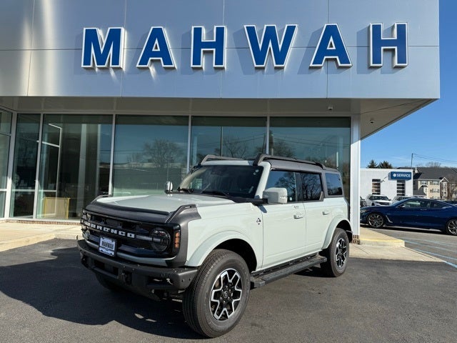 2022 Ford Bronco Outer Banks