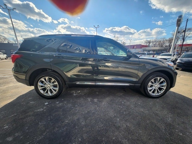 2024 Ford Explorer XLT