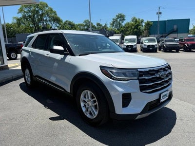 2025 Ford Explorer Active