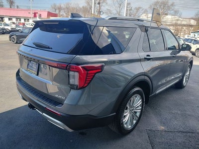 2025 Ford Explorer Platinum