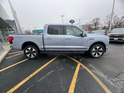 2022 Ford F-150 Lightning Platinum