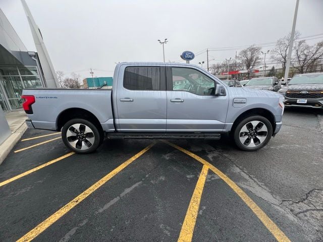 2022 Ford F-150 Lightning Platinum