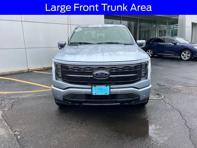 2022 Ford F-150 Lightning Platinum