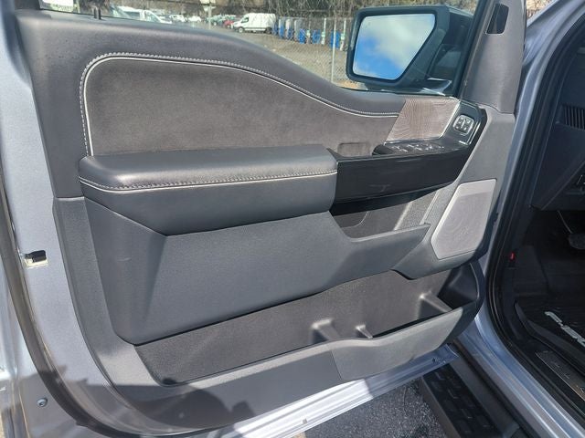 2022 Ford F-150 Lightning Platinum