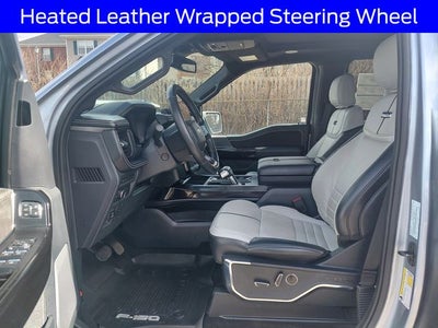 2022 Ford F-150 Lightning Platinum