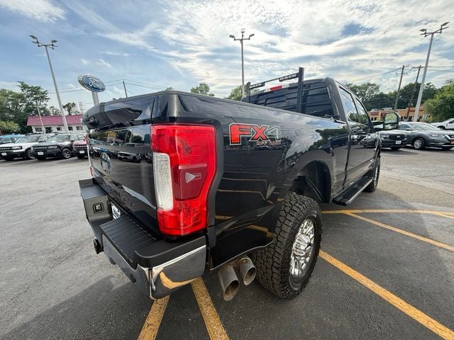 2017 Ford F-350SD Lariat