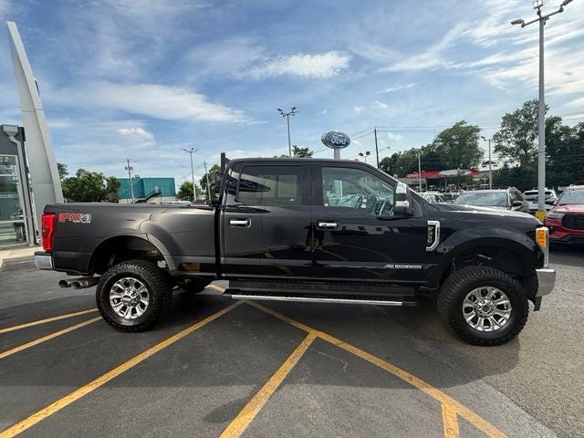 2017 Ford F-350SD Lariat