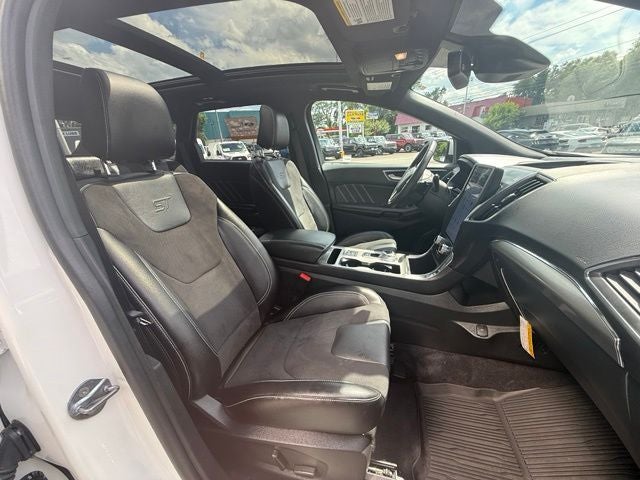 2024 Ford Edge ST