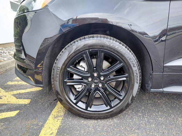2023 Ford Edge ST Line