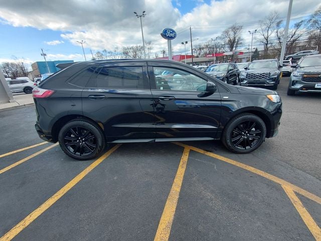 2023 Ford Edge ST Line