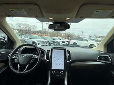 2022 Ford Edge SEL