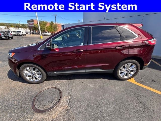 2022 Ford Edge Titanium