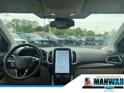 2023 Ford Edge Titanium