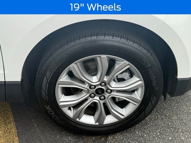 2023 Ford Edge Titanium