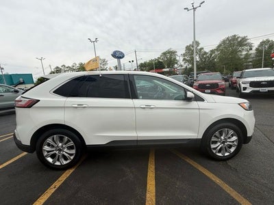 2023 Ford Edge Titanium
