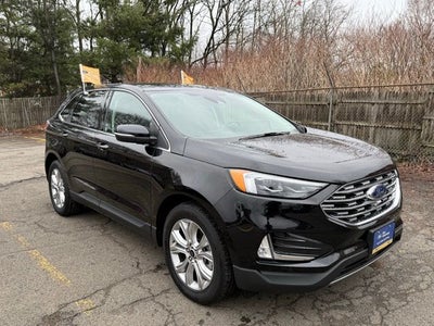 2023 Ford Edge Titanium