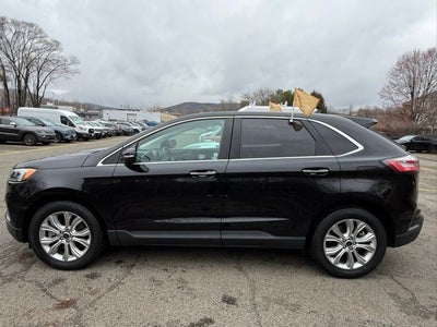 2023 Ford Edge Titanium