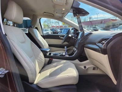 2023 Ford Edge Titanium