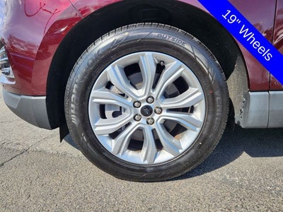 2023 Ford Edge Titanium