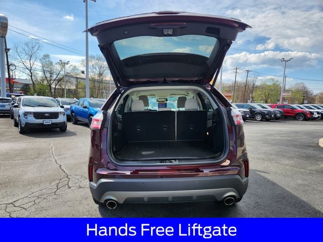 2023 Ford Edge Titanium