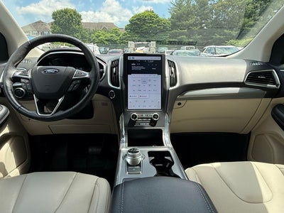 2021 Ford Edge Titanium
