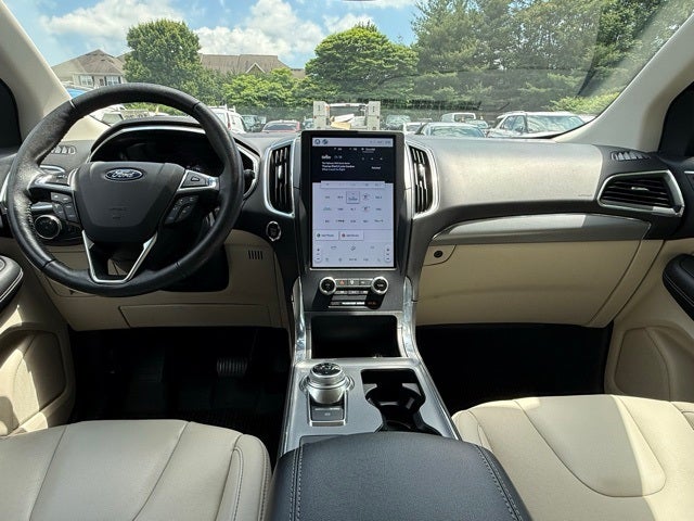 2021 Ford Edge Titanium
