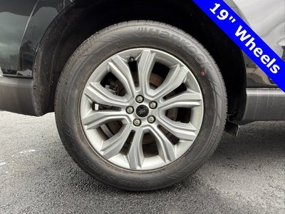 2021 Ford Edge Titanium