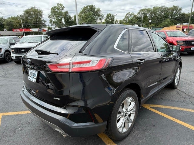 2021 Ford Edge Titanium
