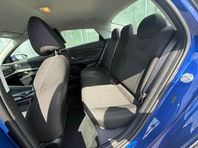 2021 Hyundai Elantra SE