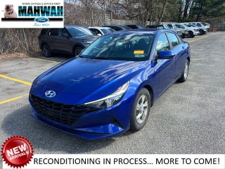 2021 Hyundai Elantra SE