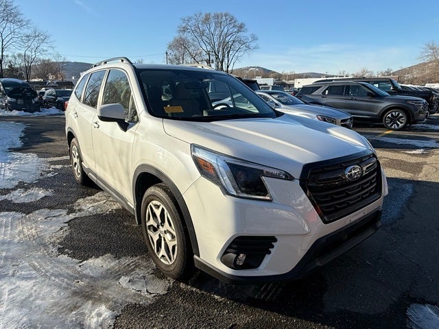 2024 Subaru Forester Premium